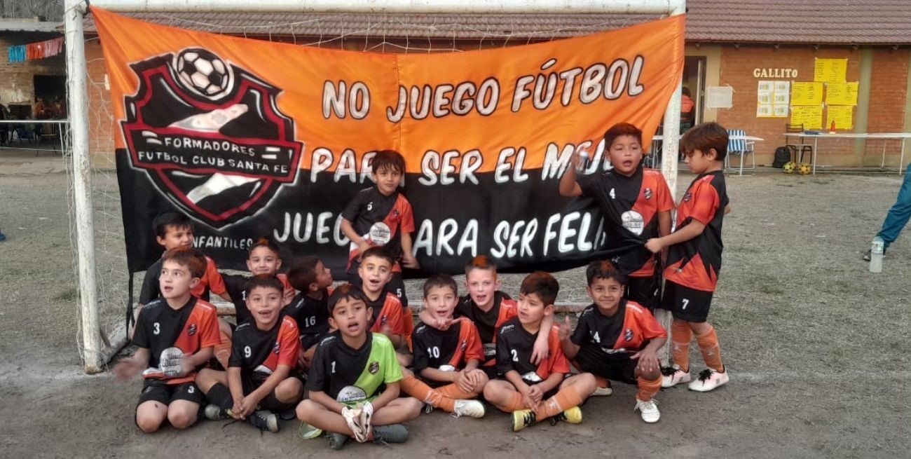 El Gallito Santafesino: Éxito rotundo con más de 1000 niños en escena