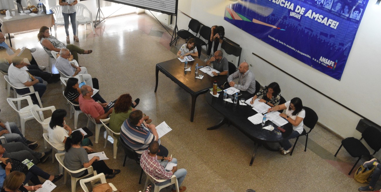 Amsafe ratifica la ampliación de aportes de los docentes y espera el visto bueno de Nación