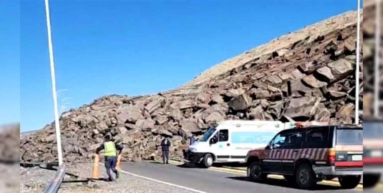 Se desmoronó un cerro en Chos Malal y hay cuatro heridos