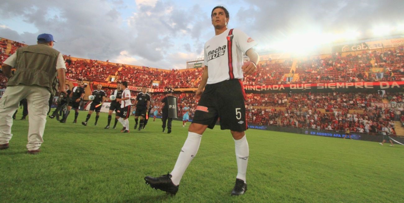 De "El Perro no se va" (Tigre) a "¿El Perro se vendrá?"... (Colón)