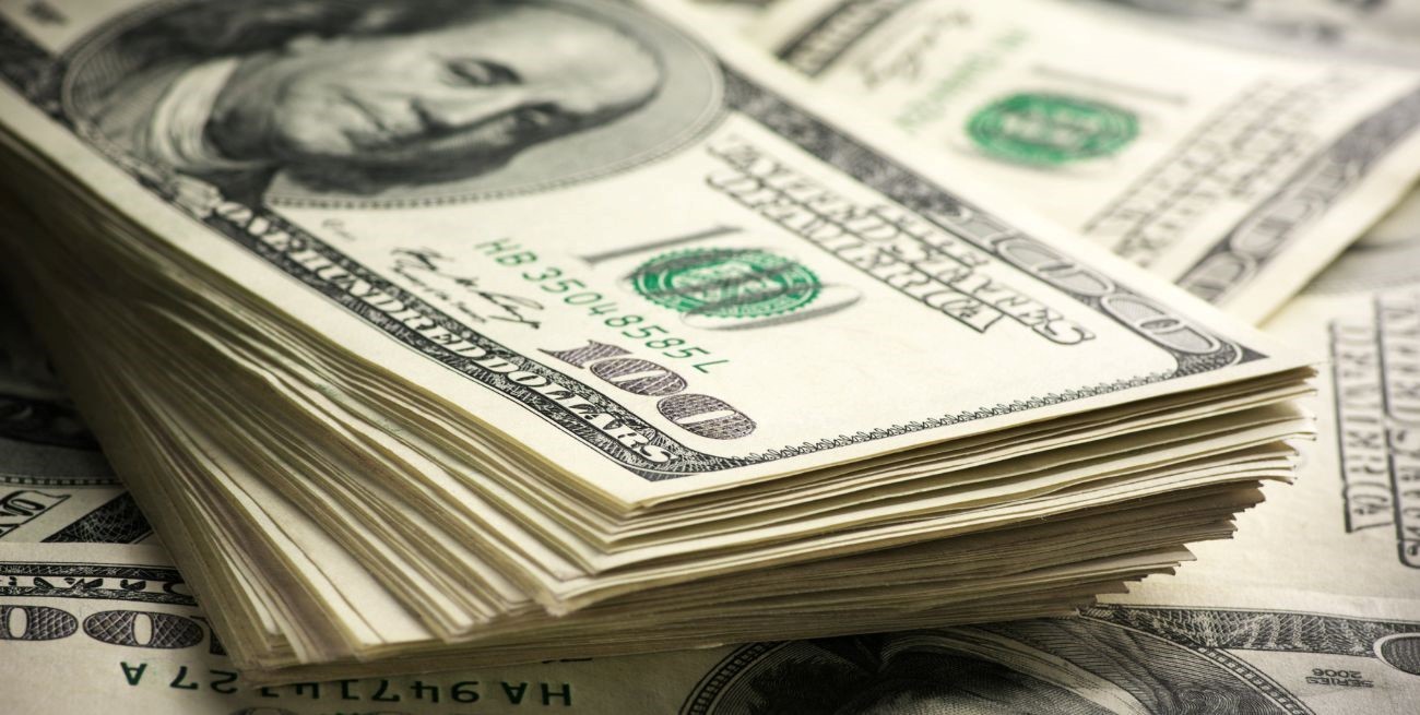 El dólar blue se disparó y marcó otro récord