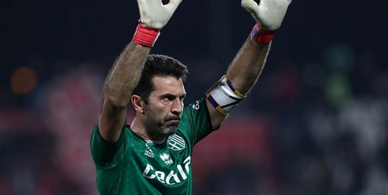Gianluigi Buffon se retira del fútbol tras 28 años de carrera