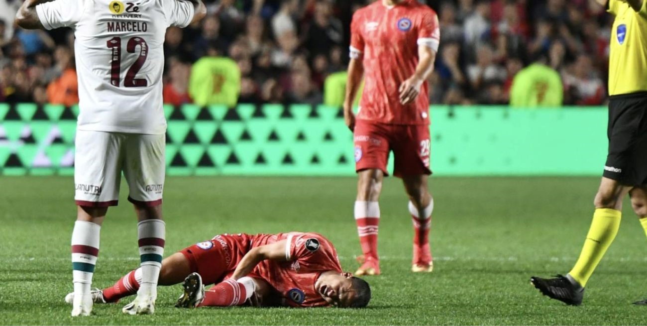 Luciano Sánchez fue dado de alta y habló con la prensa tras la lesión: "Es cuestión de tiempo"