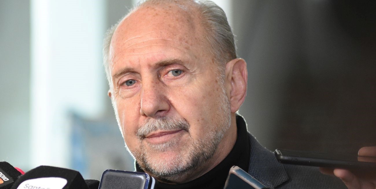 "Hay que esperar la letra fina", dijo Perotti sobre
el acuerdo con el Fondo y el impacto en las provincias