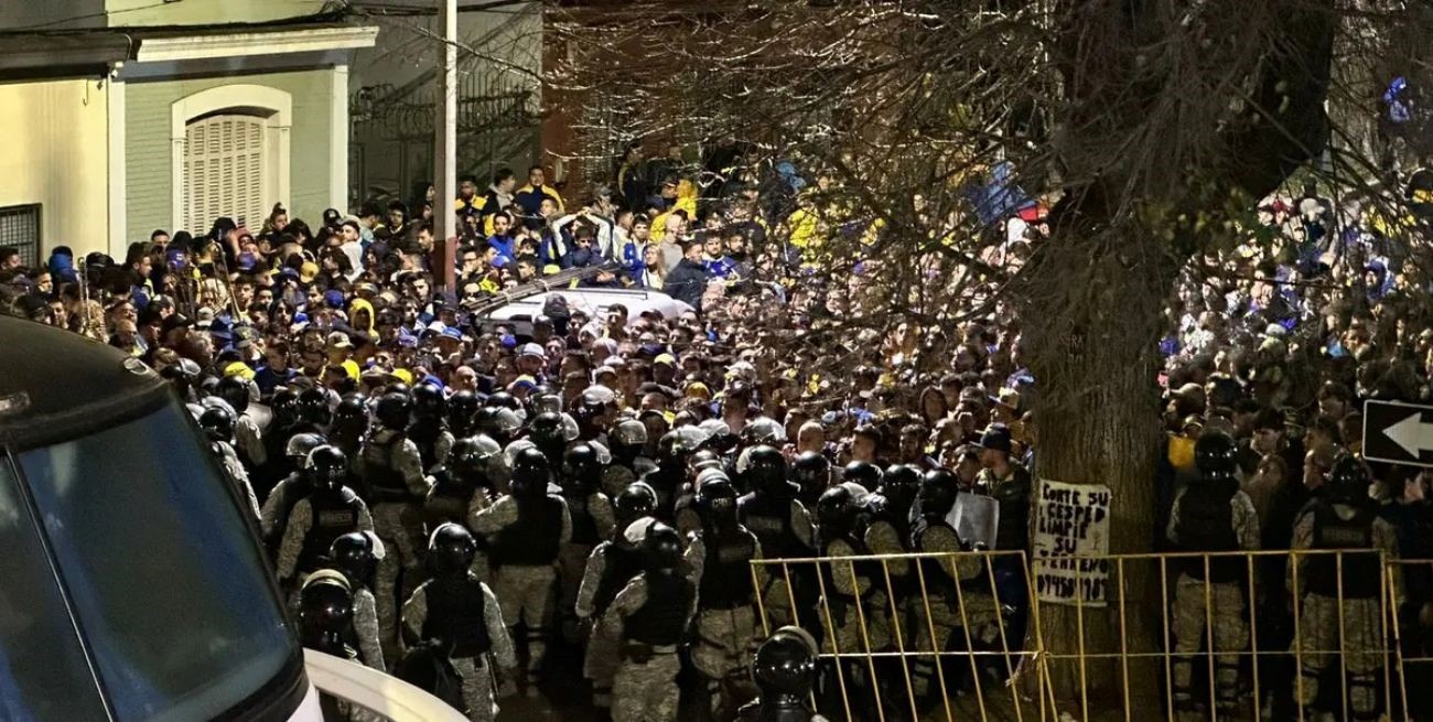 Nacional repudió la represión de la policía uruguaya a los hinchas de Boca