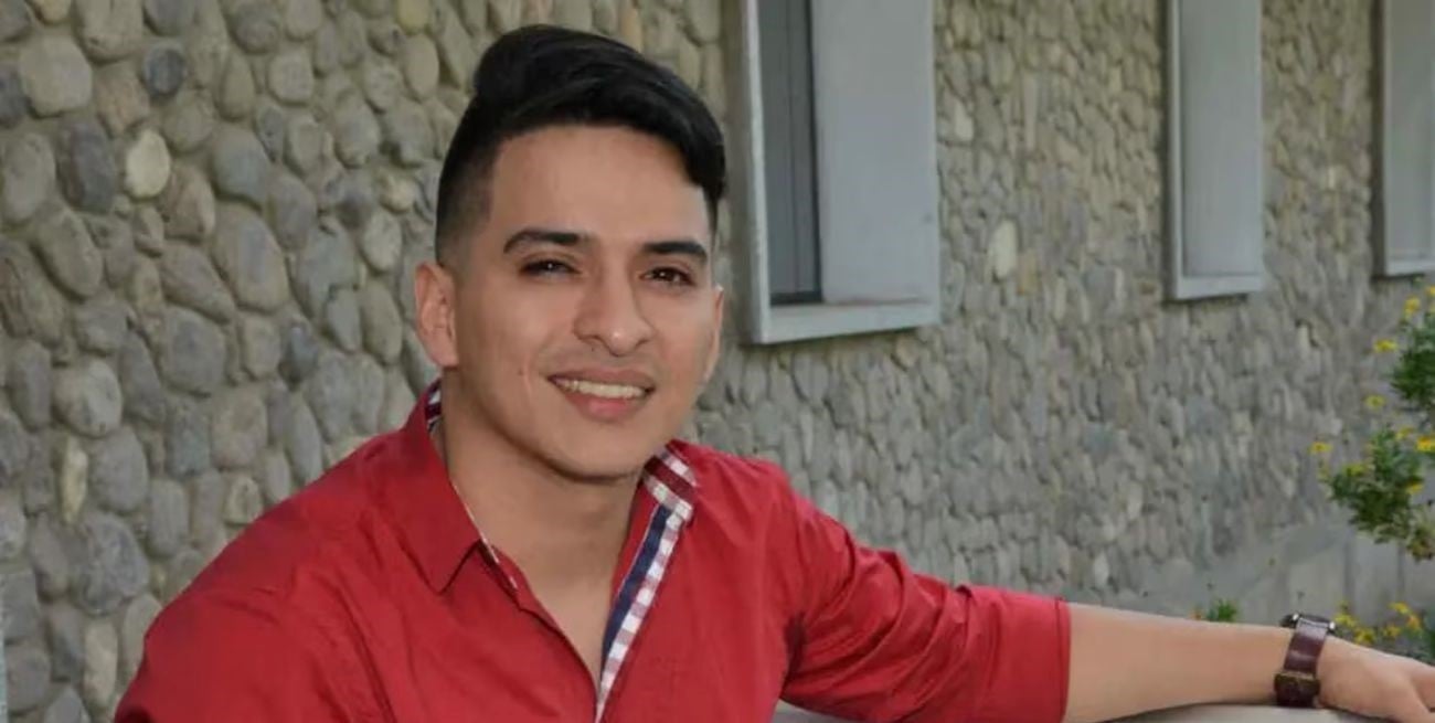 Un cantante cuartetero fue detenido por provocar lesiones a su tía