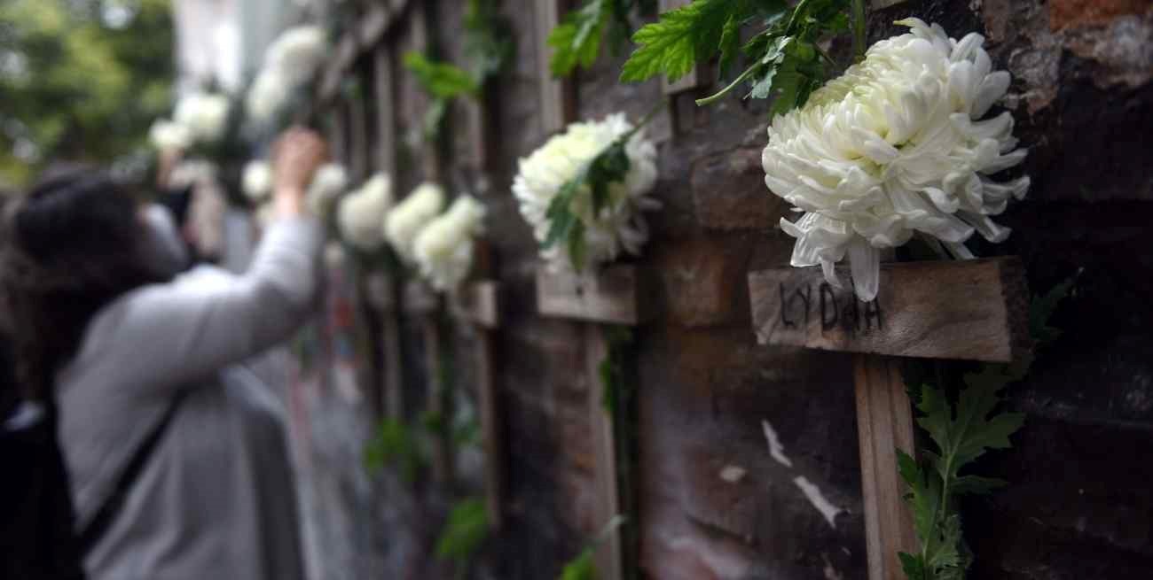Madres que perdieron a sus hijos en la explosión de Rosario: "No hay escuela que enseñe a vivir con este dolor"