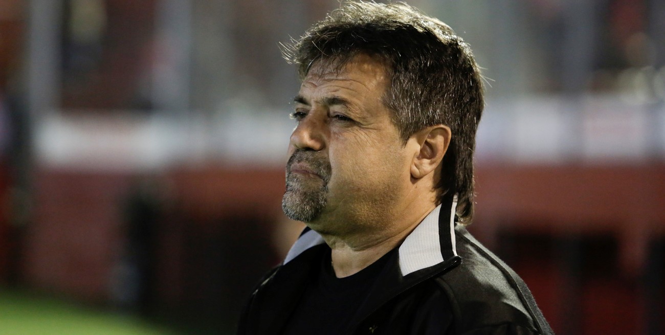 Caruso Lombardi: "No cualquier jugador pelea el descenso"