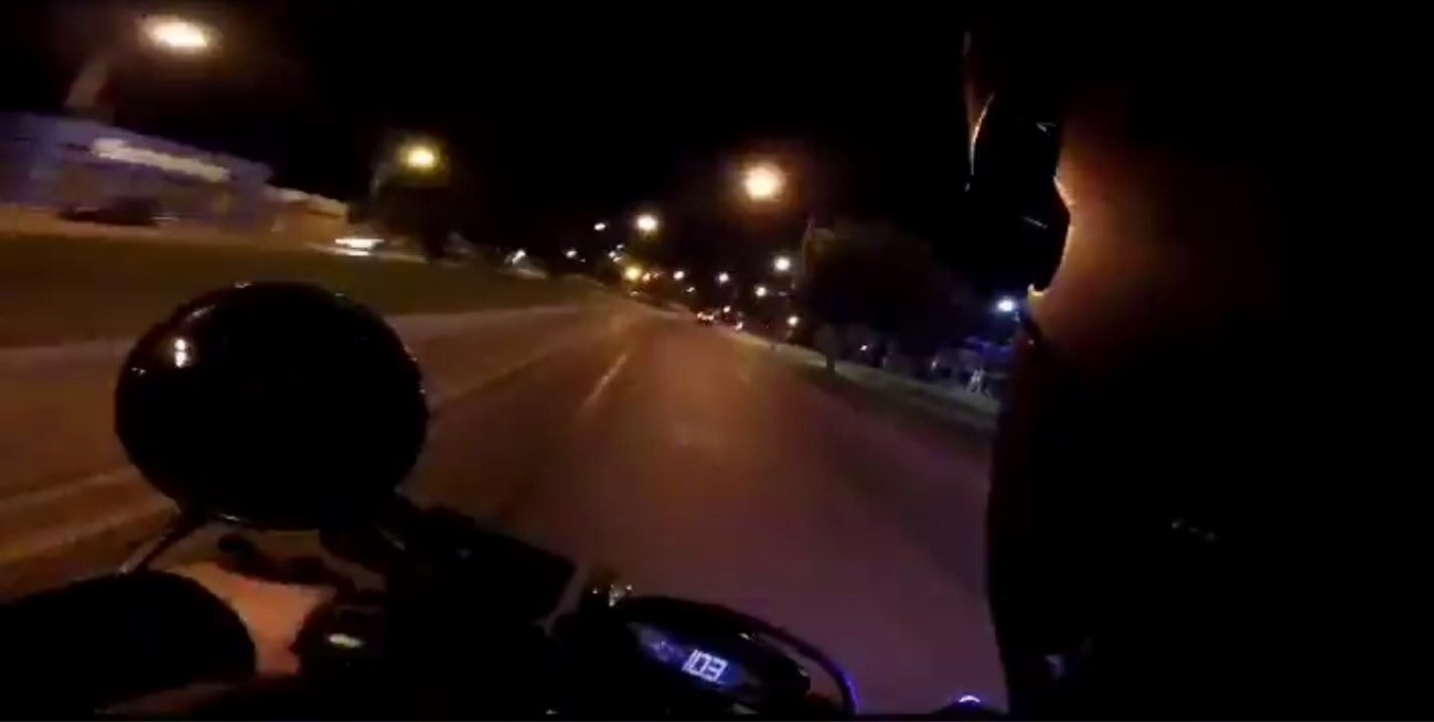 On board: increíble persecución policial en Rosario a más de 100 km / h en primera persona