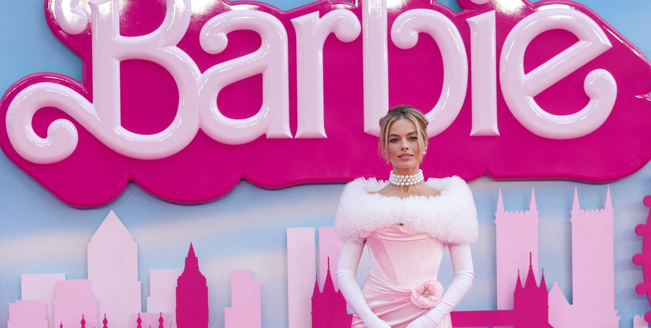 "Barbie" superó los 1.000 millones de dólares de recaudación y rompió dos récords