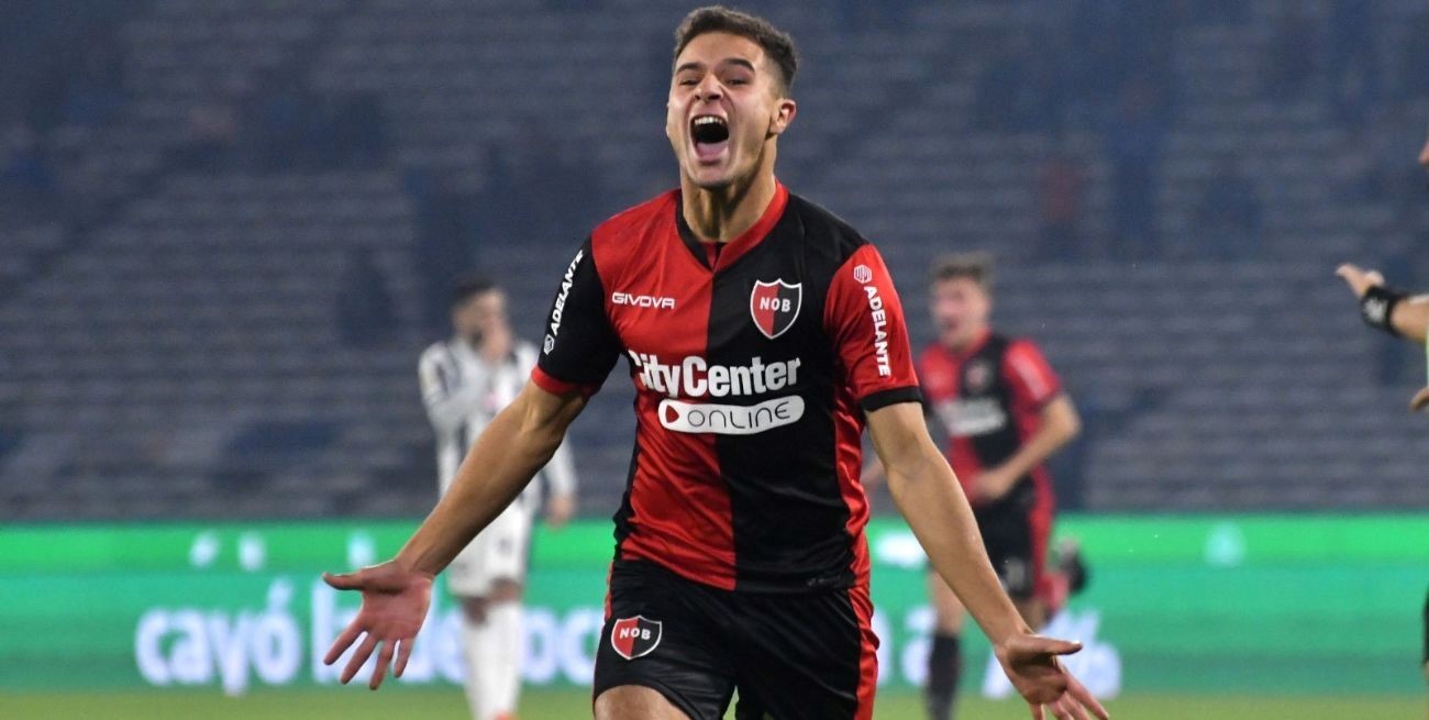 Newell's cambia para dar vuelta la serie ante Corinthians