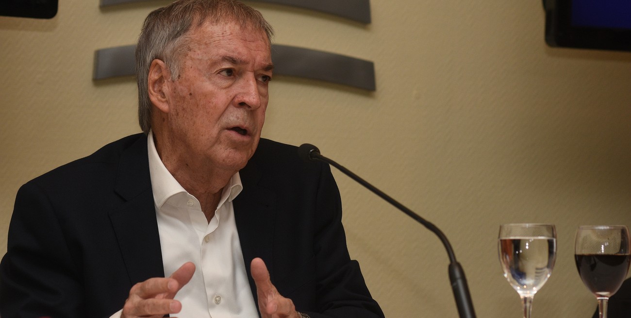 Schiaretti: "Llamé a Perotti y me hubiese reunido, si hubiera estado en la ciudad"