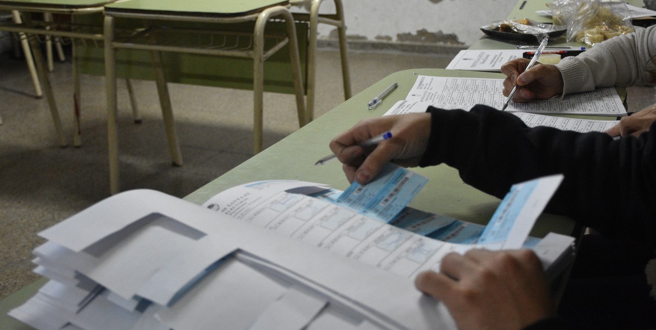 Elecciones en Santa Fe: este viernes se concretará el pago a las autoridades de mesa