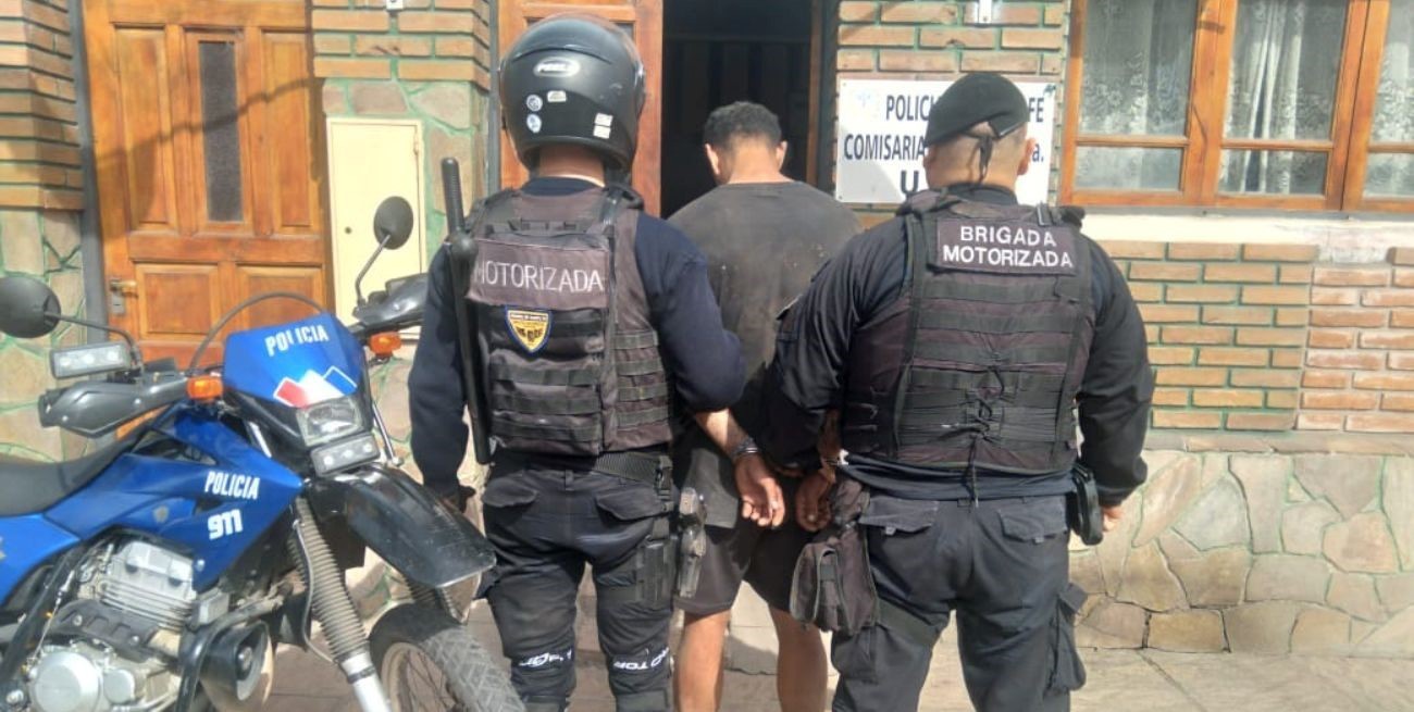 Detienen a un malviviente que asaltó a cuatro chicos en la costanera y los despojó de sus celulares