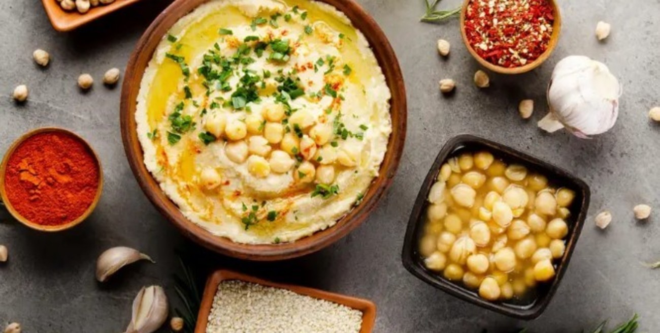 "Coctel de cloro" o "papas asadas con repelente": recetas mortales en la app de un supermercado