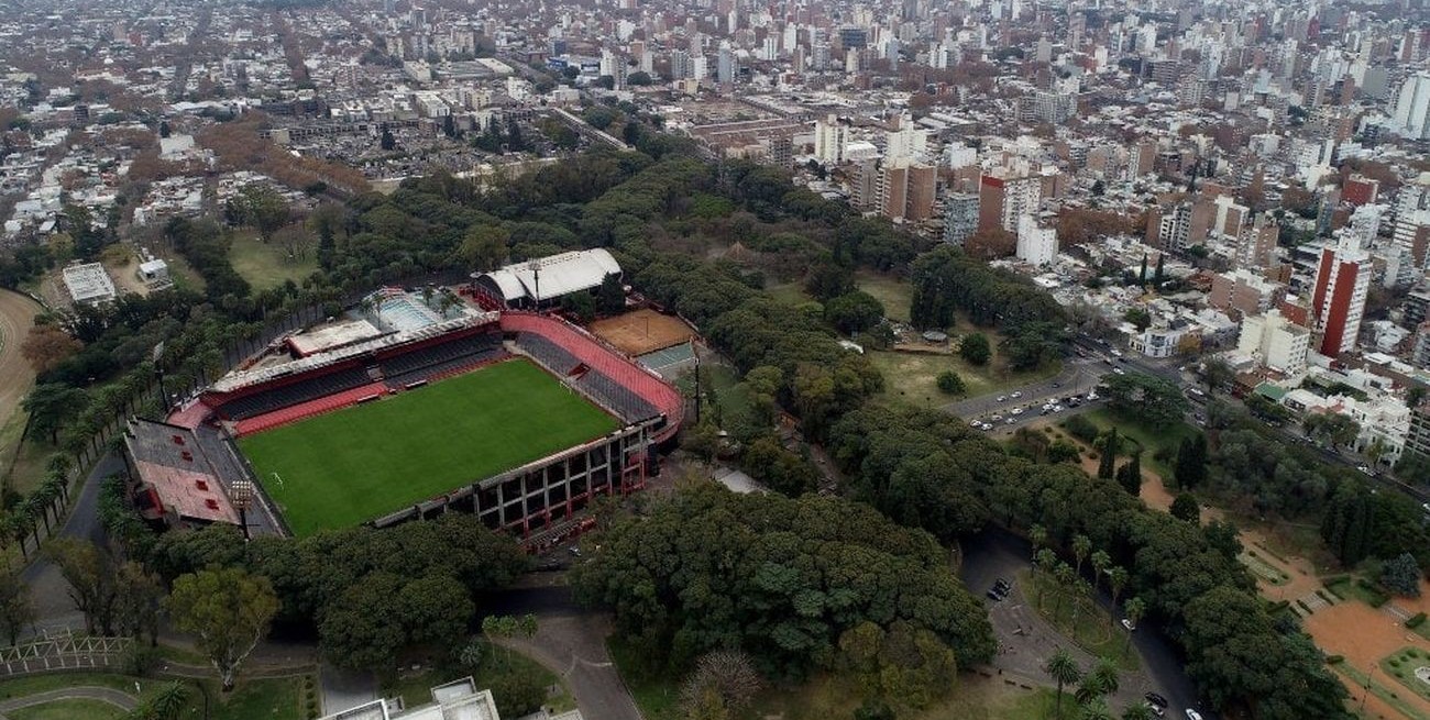 Quieren que el Independencia de Rosario vuelva a tener un parque de diversiones dónde estuvo Internacional Park

