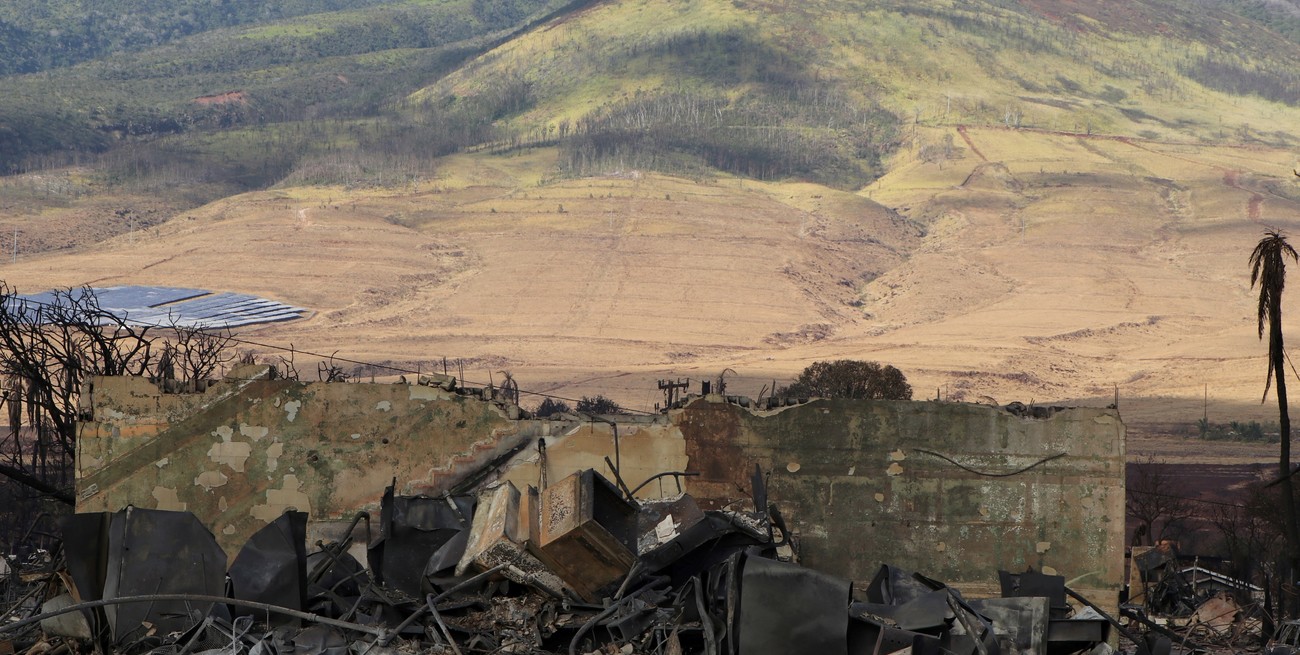 Ascienden a 67 los muertos por los devastadores incendios en Hawái