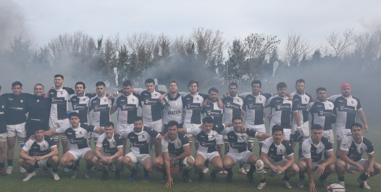 Estudiantes de Paraná se coronó por primera vez en el Torneo Regional del Litoral