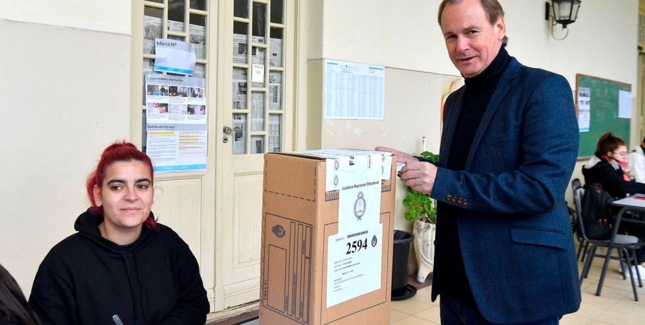 Votó Gustavo Bordet en Entre Ríos: "Poder participar es clave"