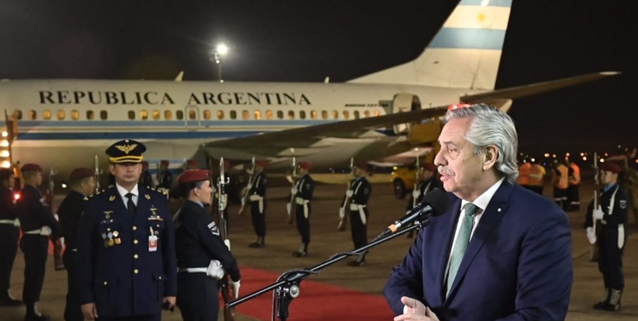 Video: Alberto Fernández arribó a Paraguay para asistir a la asunción de Santiago Peña