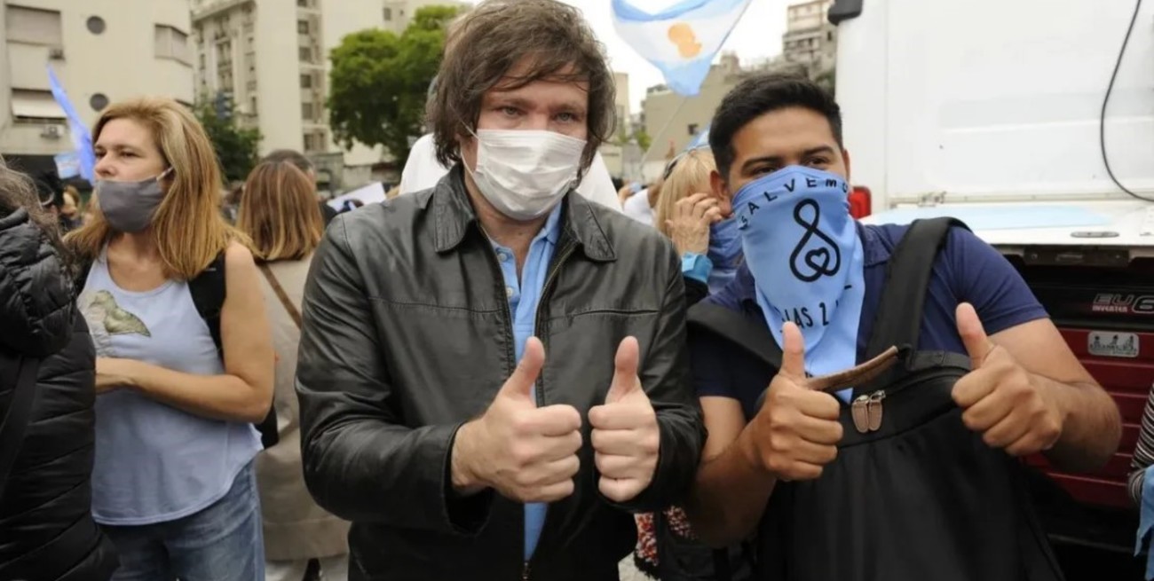 "Es una política asesina": Milei dijo que "plebiscitaría" la ley de interrupción del embarazo