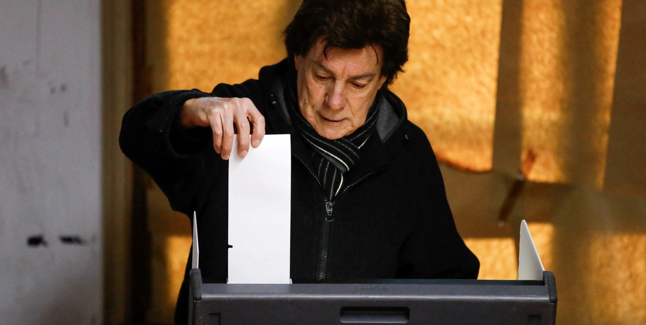 Presentaron una denuncia por "fraude electoral" por los inconvenientes con el voto electrónico en CABA