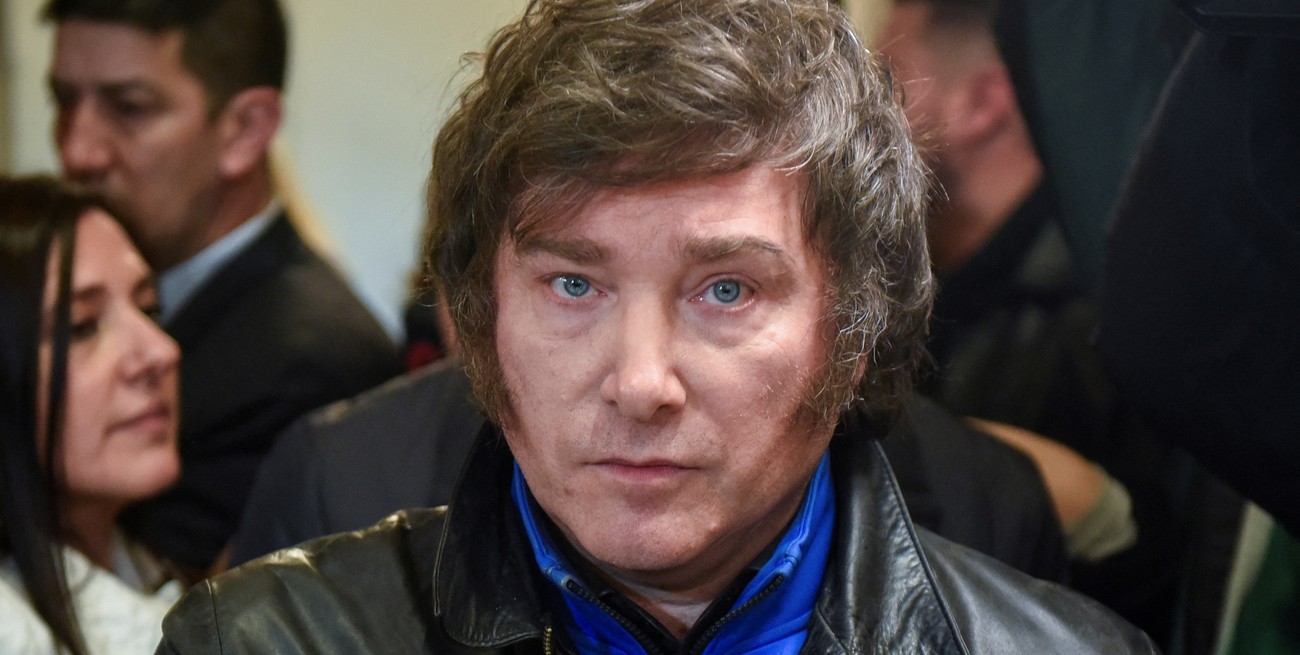 Un niño imitó el video de Milei eliminando ministerios y se volvió viral