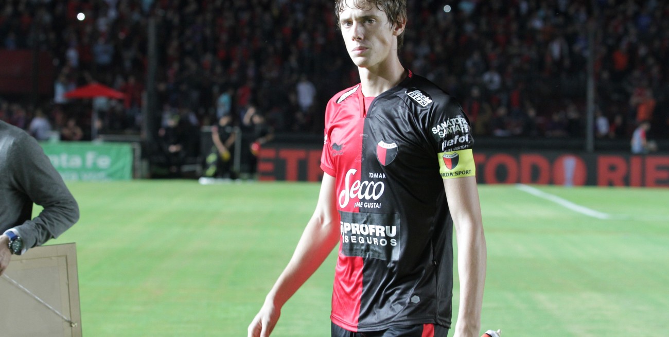 FIFA inhibió a Colón pero puede usar sus refuerzos: ¿qué pasa con Conti?