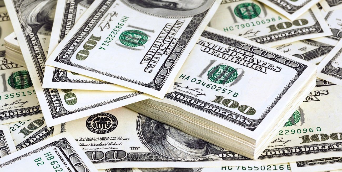 Otra fuerte baja del dólar blue: a cuánto cerró la semana