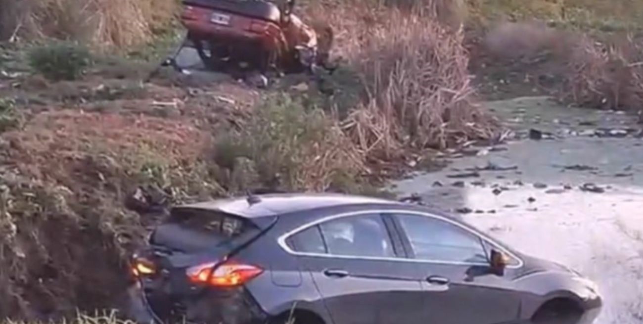 Accidente fatal en la Autopista Buenos Aires - La Plata: un muerto y tres heridos
