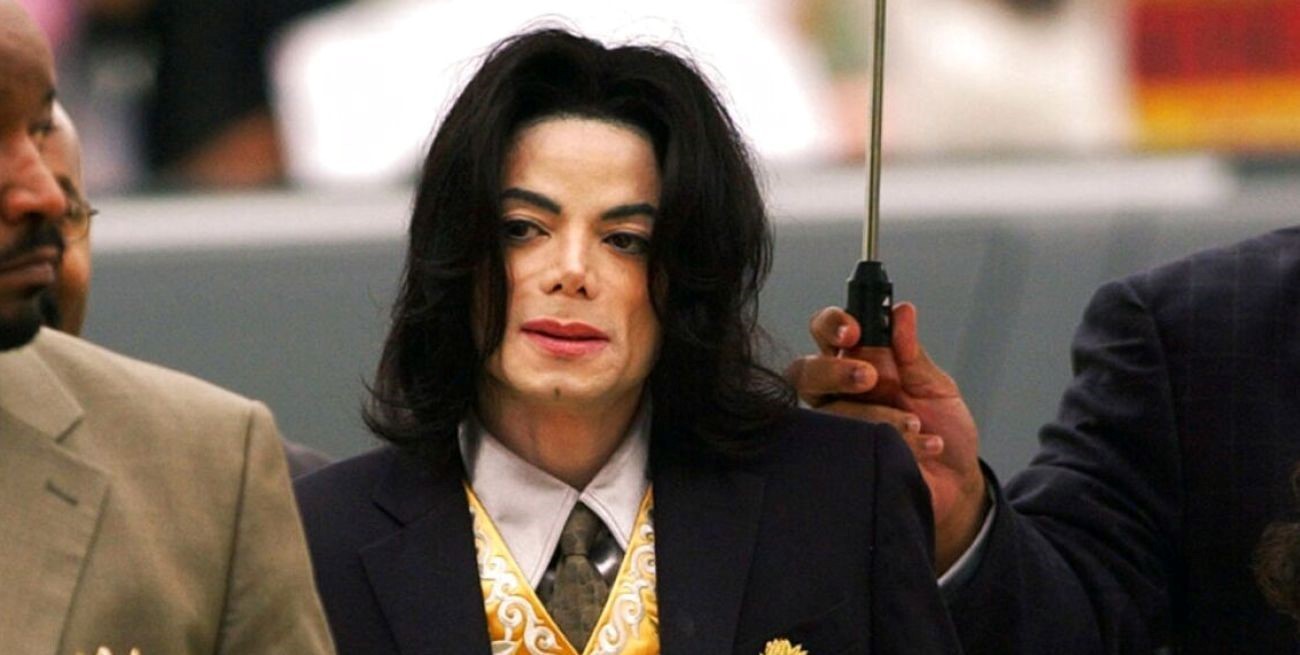 Un fallo ordenó reabrir los casos de abuso sexual contra Michael Jackson