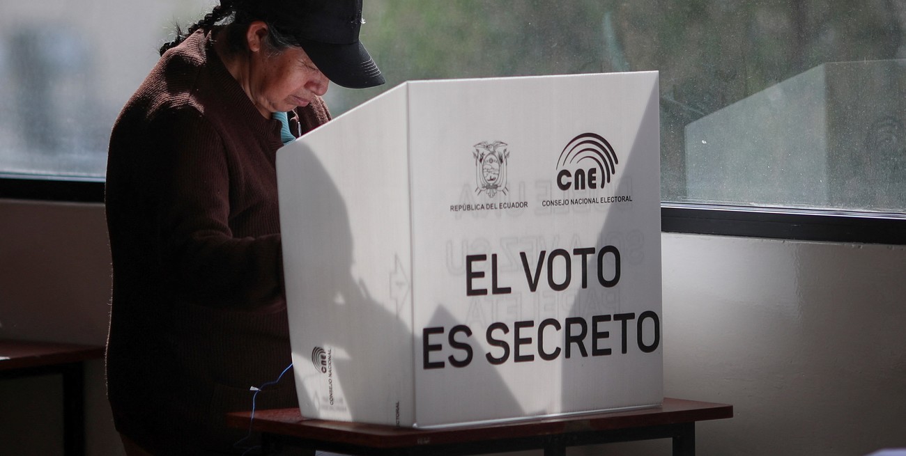 En un tenso clima, se llevaron a cabo las elecciones presidenciales en Ecuador