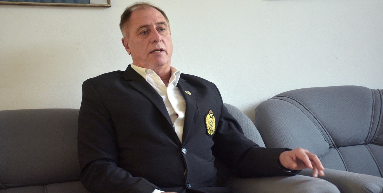 Enrique Godoy recibió un reconocimiento a su trayectoria