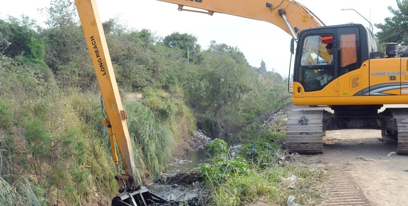 Retiran toneladas de basura del zanjón Camino Viejo a Esperanza