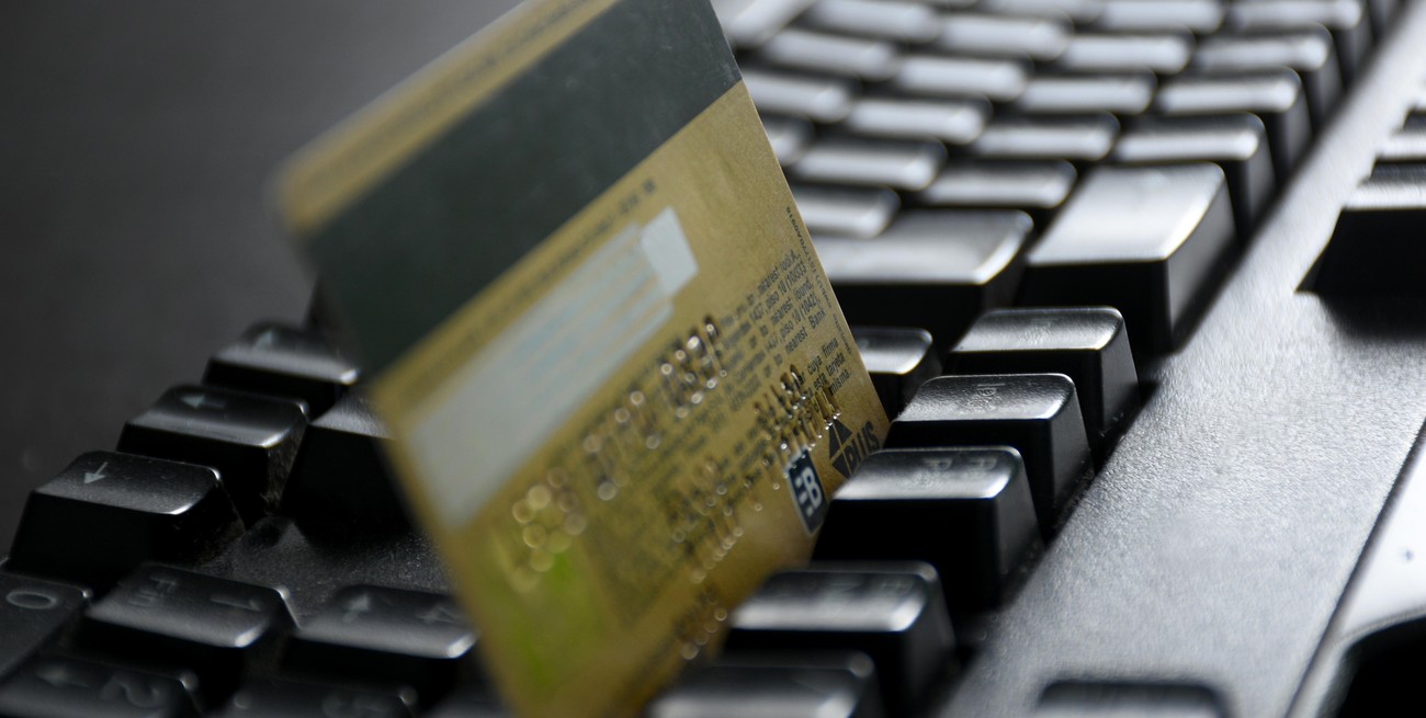 Comercio a través de plataformas: piden que META constituya domicilio legal en el país