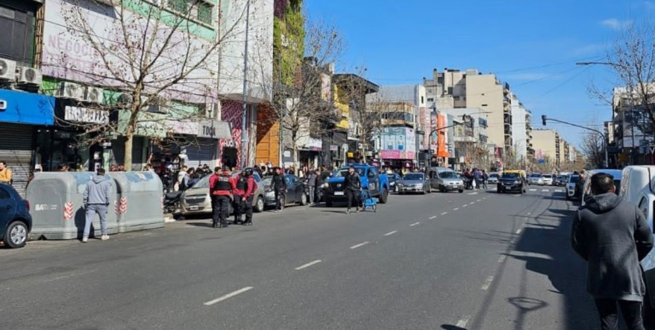 Cierre temporal de comercios en Avellaneda ante amenazas de robos