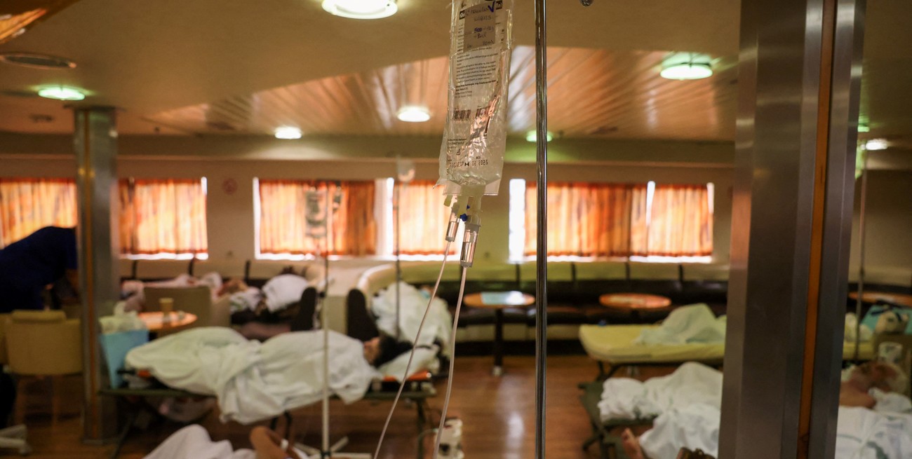 Emergencia en Grecia: la ola de incendios obligó a evacuar un hospital 