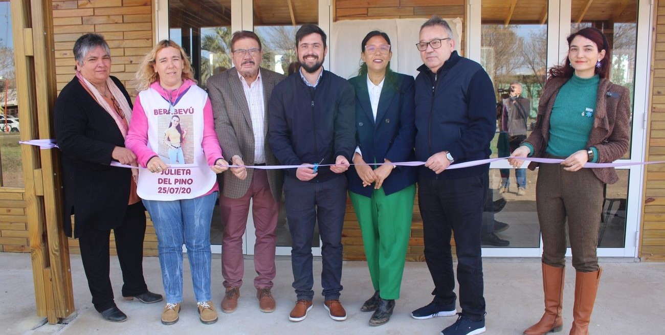 Inauguraron un nuevo Punto Violeta en Berabevú