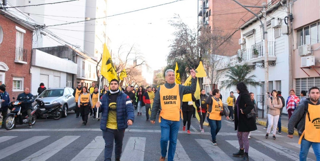 Diversos cortes provocan caos en el tránsito en la ciudad de Santa Fe