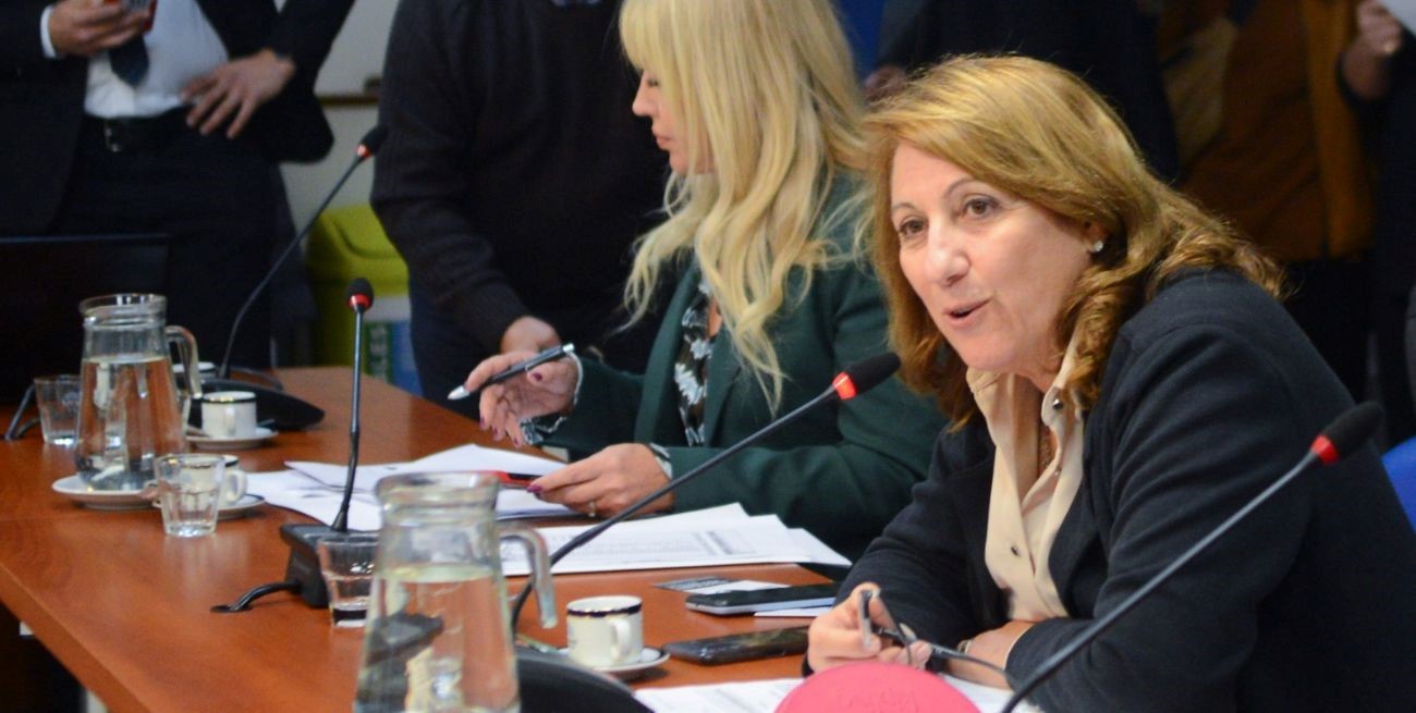 Acción Social y Salud Pública abordó el convenio marco para el control del tabaco