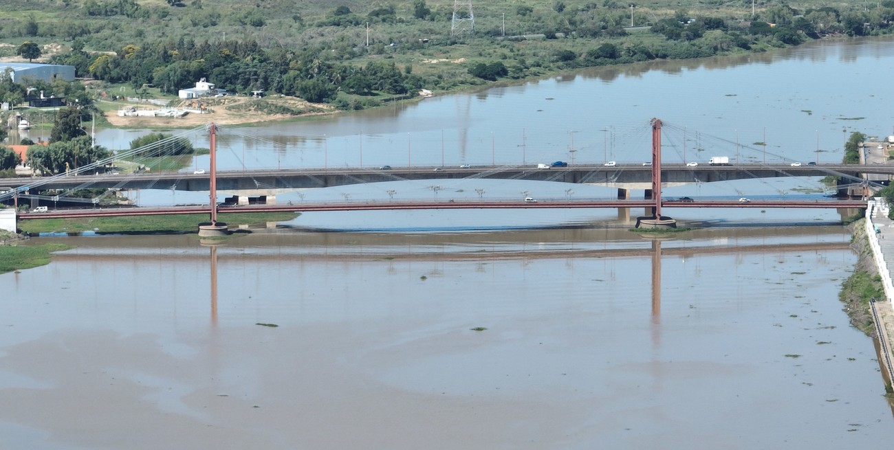 Estiman que el río Paraná en Santa Fe tendrá su mayor repunte hacia finales del verano