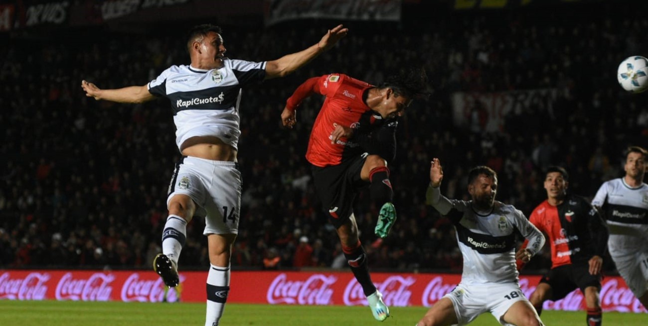 Video: los goles de la victoria de Colón ante Gimnasia