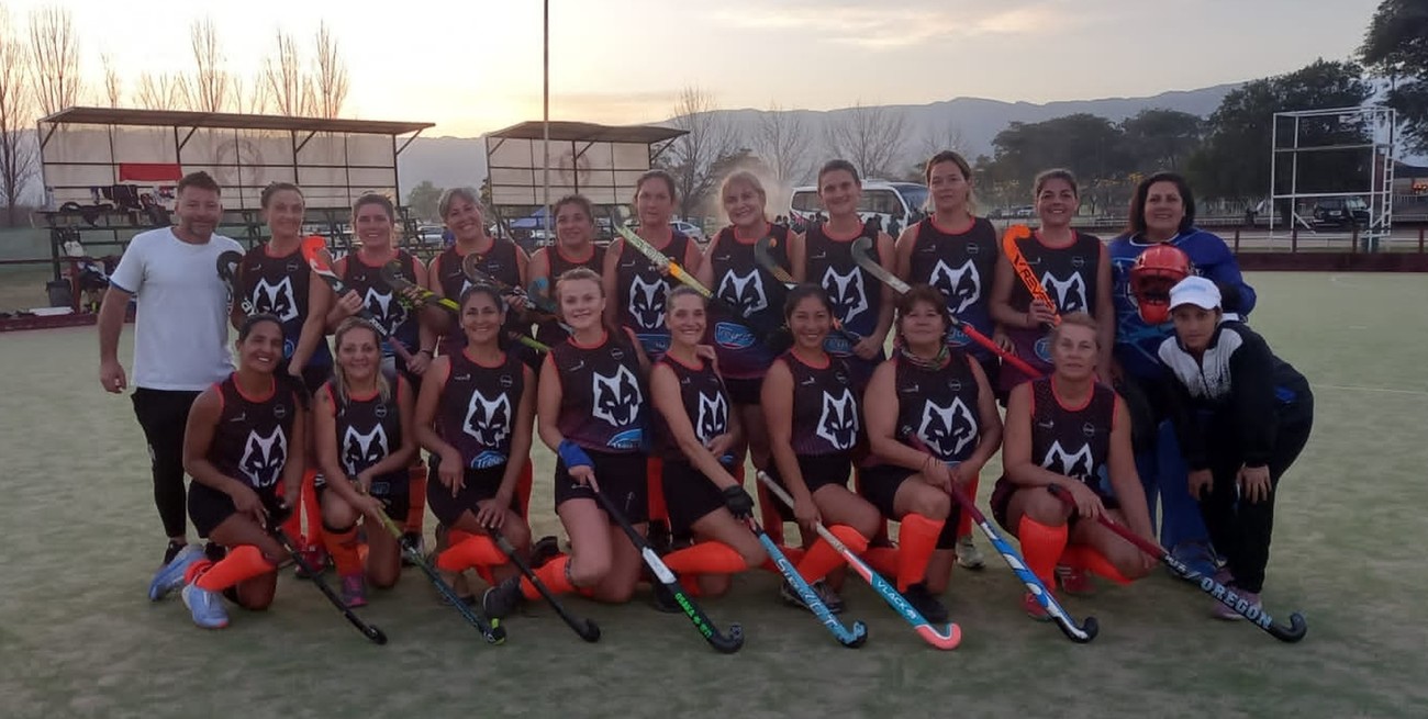 Las mamis hockey de Alma Juniors hicieron historia en Tucumán