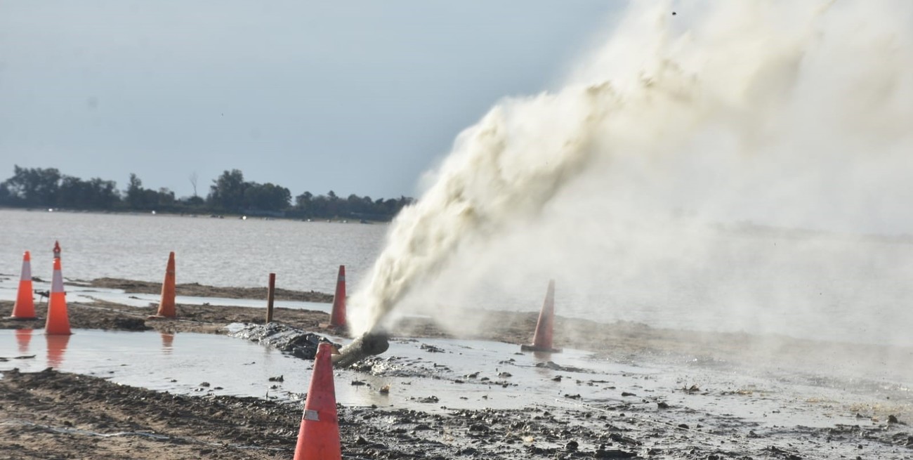 La perforación del Gasoducto Gran Santa Fe atravesó la laguna y llegó a la costa de Rincón