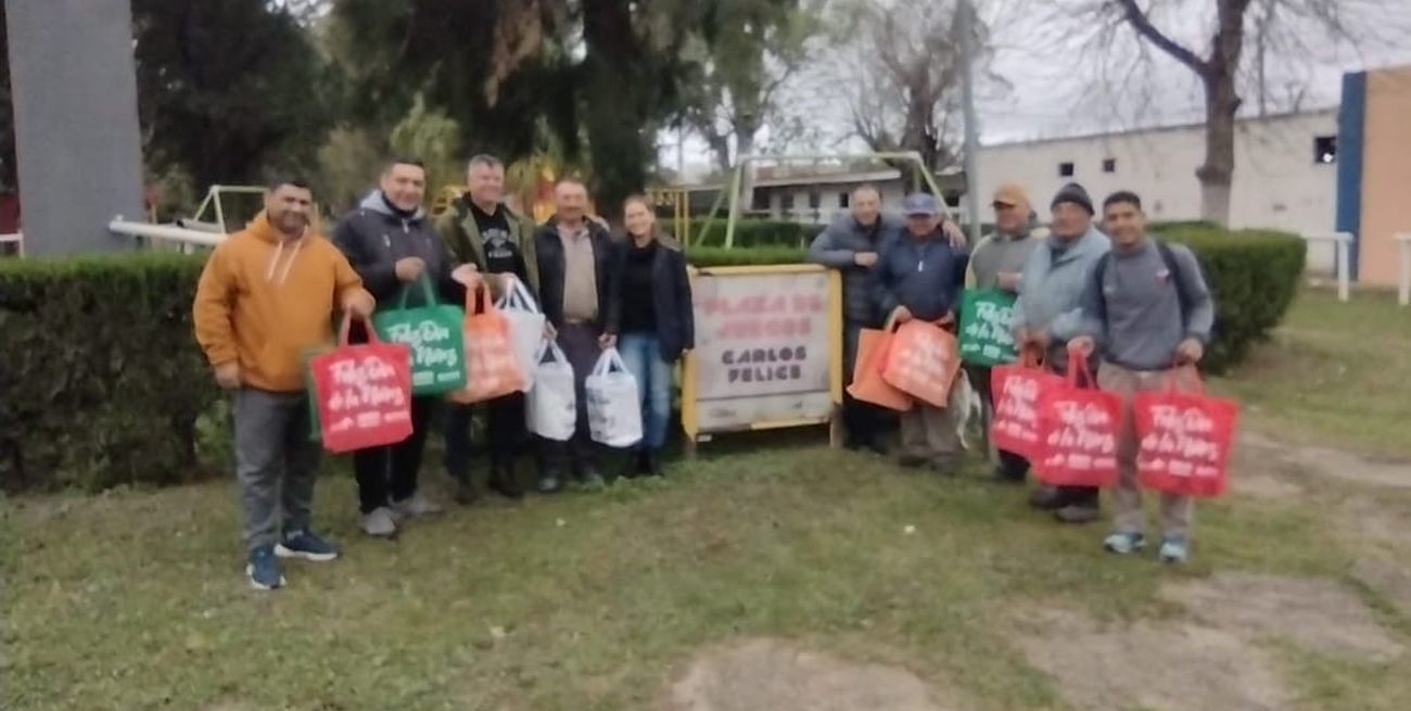 UTTA acompaña a sus afiliados con regalos por el Día de la Niñez
