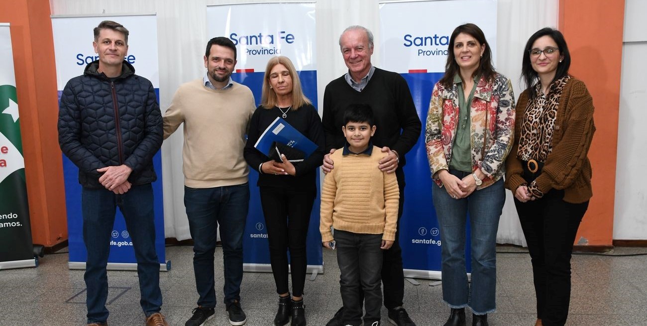 Entregaron 45 escrituras en el departamento General Obligado