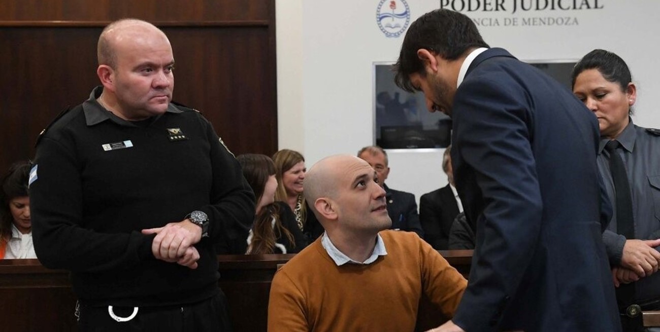 Condenado por femicidio atacó a golpes a su novia en la cárcel