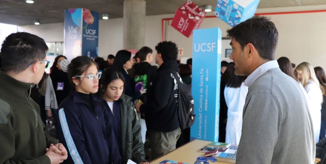 Comenzó la Feria de Carreras en la Universidad Católica de Santa Fe 