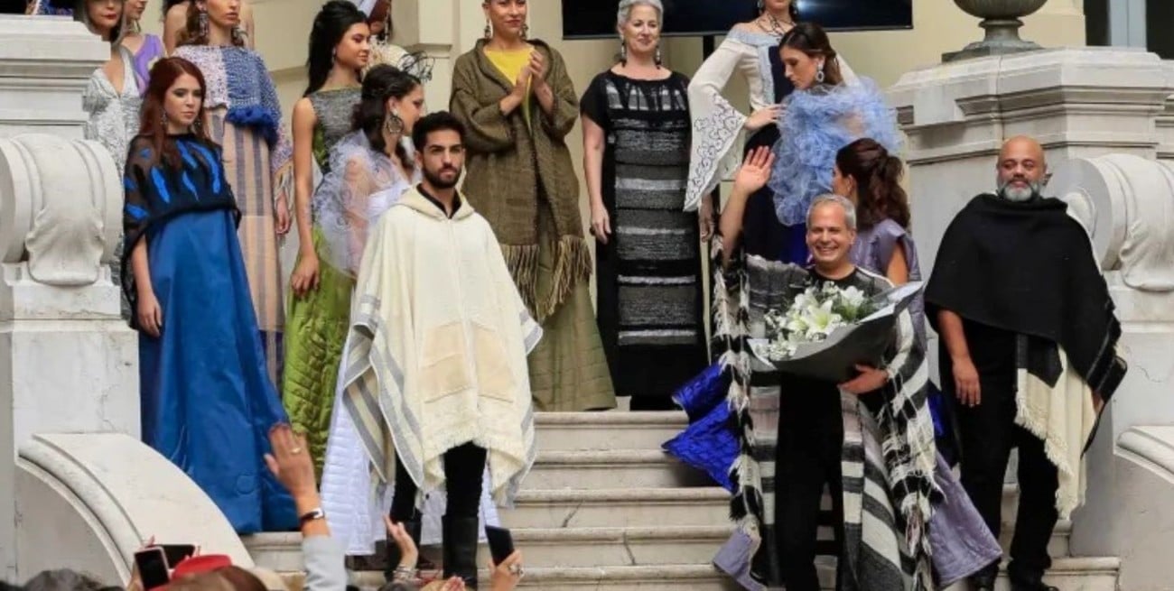 Con textiles de los Andes, Francisco Ayala presentó " Urdimbres"