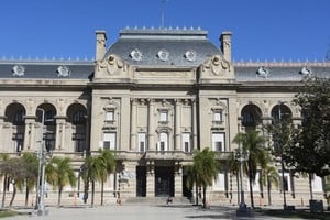 Los atrasos en inmobiliario y patentes son decisivos para las finanzas de municipios y comunas. 